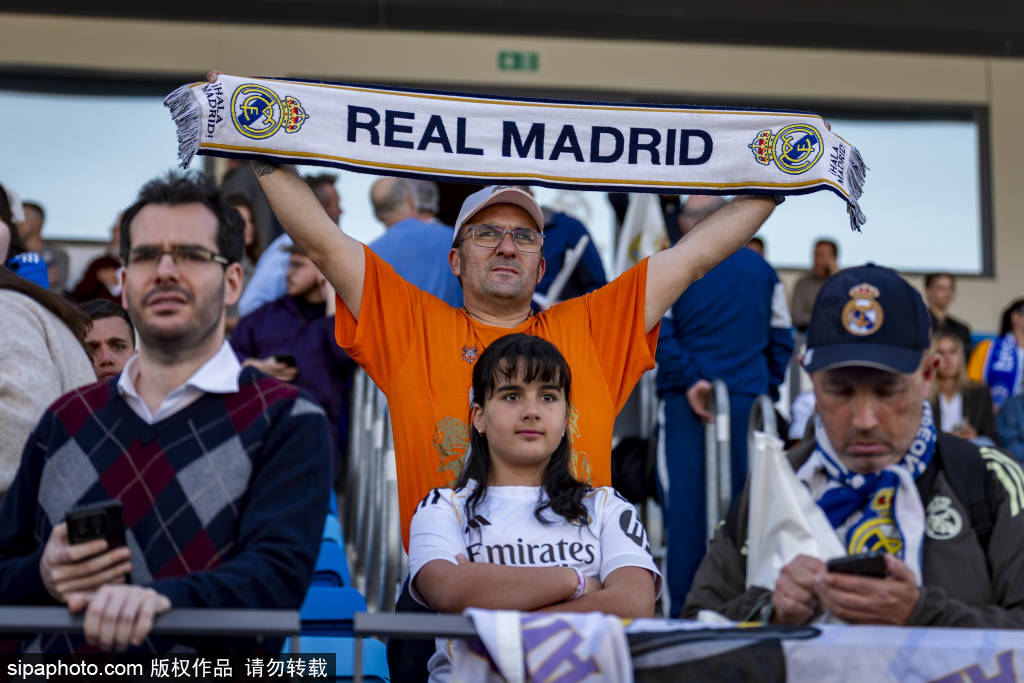 巴萨女足国家德比3-0完胜皇马,西甲冠军几无悬念,霸主地位无人能撼!